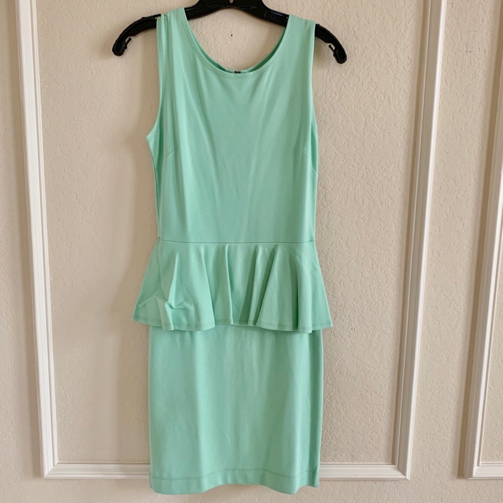 Saks 5th Mint dress